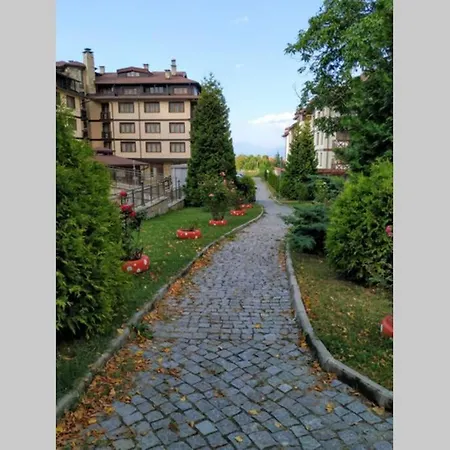 Large Gondola - Center, Neon 아파트 반스코